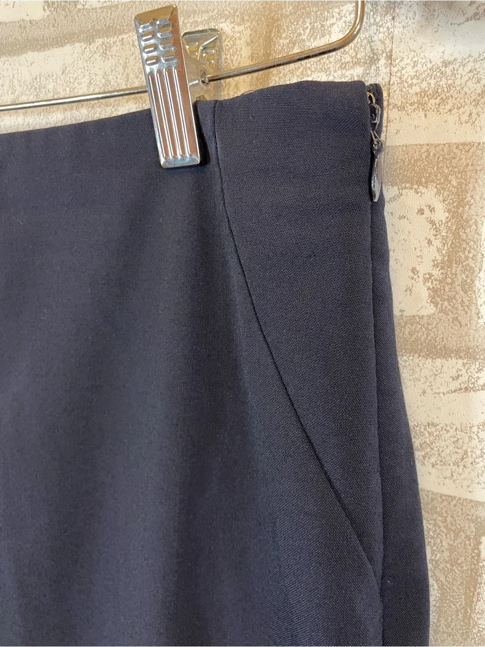 Ann Taylor Navy Blue Pencil Skirt Lined Side Zip Size 2